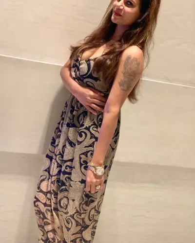 Jhagadia Escort